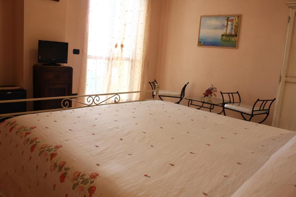 Bed And Breakfast Nefer Maratea Szoba fotó